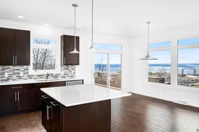 703 W 4th St, Duluth, MN 55806 - Photo 19
