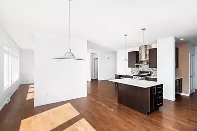 703 W 4th St, Duluth, MN 55806 - Photo 17