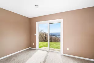 703 W 4th St, Duluth, MN 55806 - Photo 43