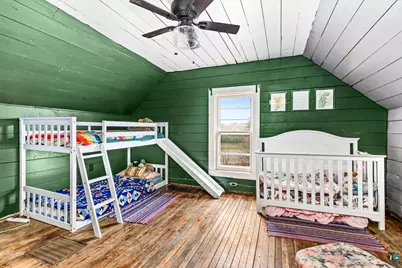 424 E 13th St, Duluth, MN 55811 - Photo 23