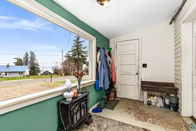424 E 13th St, Duluth, MN 55811 - Photo 5