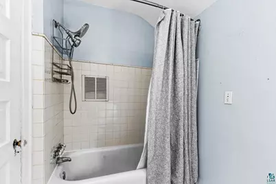 1831 Wallace Ave, Duluth, MN 55803 - Photo 25