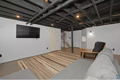 823 Grandview Ave, Duluth, MN 55812 - Photo 25