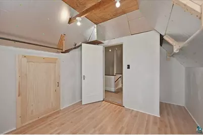 823 Grandview Ave, Duluth, MN 55812 - Photo 21