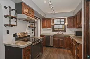 823 Grandview Ave, Duluth, MN 55812 - Photo 13