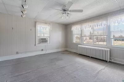 1209 E 5th St, Superior, WI 54880 - Photo 33