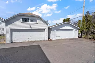 1209 E 5th St, Superior, WI 54880 - Photo 5