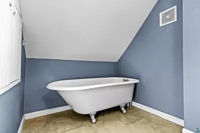 316 N 52nd Ave W, Duluth, MN 55807 - Photo 17