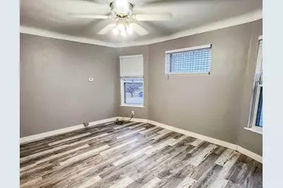 419 E 5th St, Duluth, MN 55805 - Photo 5