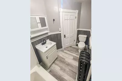 419 E 5th St, Duluth, MN 55805 - Photo 11