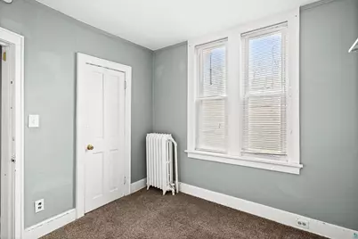 1127 E 3rd St, Duluth, MN 55805 - Photo 7