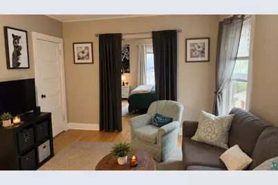 2713 W 3rd St, Duluth, MN 55806 - Photo 3