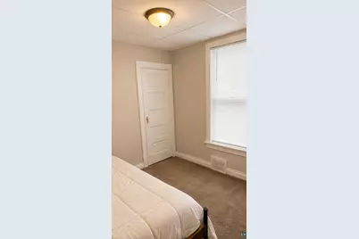 2713 W 3rd St, Duluth, MN 55806 - Photo 15