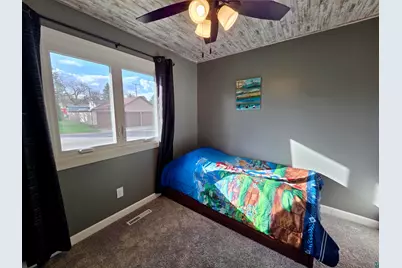 410 N Summit St, Gilbert, MN 55741 - Photo 15