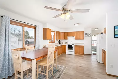 624 13th Ave, Two Harbors, MN 55616 - Photo 7
