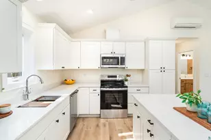 1802 Rice Lake Rd, Duluth, MN 55811 - Photo 15