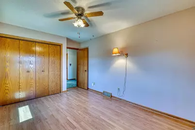 1404 E 10th St, Superior, WI 54880 - Photo 25