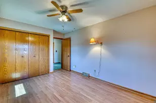 1404 E 10th St, Superior, WI 54880 - Photo 25