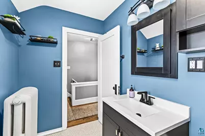 2820 E 2nd St, Duluth, MN 55812 - Photo 27