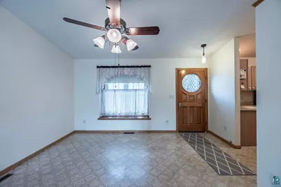 2506 E 21st Ave #-, Hibbing, MN 55746 - Photo 3