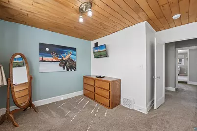 4219 W 8th St, Duluth, MN 55807 - Photo 11