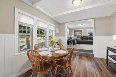 4219 W 8th St, Duluth, MN 55807 - Photo 5