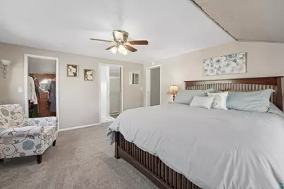 4219 W 8th St, Duluth, MN 55807 - Photo 13