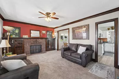 4219 W 8th St, Duluth, MN 55807 - Photo 3