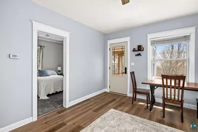219 E Anoka St, Duluth, MN 55803 - Photo 11