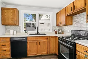 219 E Anoka St, Duluth, MN 55803 - Photo 13