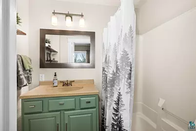 219 E Anoka St, Duluth, MN 55803 - Photo 21