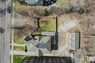 1727 E Superior St, Duluth, MN 55804 - Photo 5