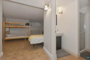 1727 E Superior St, Duluth, MN 55804 - Photo 25