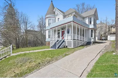 1727 E Superior St, Duluth, MN 55804 - Photo 1