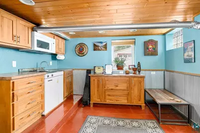 2312 E 8th St, Duluth, MN 55812 - Photo 19