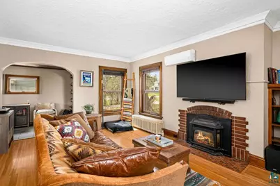 2312 E 8th St, Duluth, MN 55812 - Photo 9