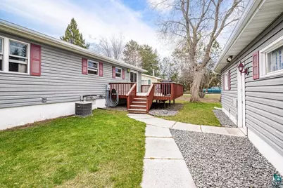 1009 15th St, Cloquet, MN 55720 - Photo 29
