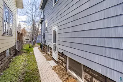 4016 W 4th St, Duluth, MN 55807 - Photo 41