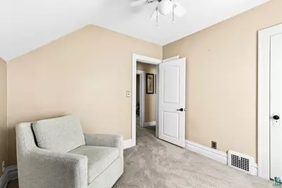 4016 W 4th St, Duluth, MN 55807 - Photo 27
