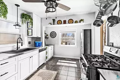 4016 W 4th St, Duluth, MN 55807 - Photo 21