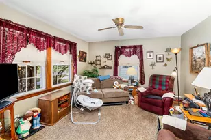 202 8th St, Two Harbors, MN 55616 - Photo 5