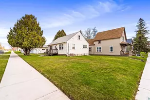 202 8th St, Two Harbors, MN 55616 - Photo 37