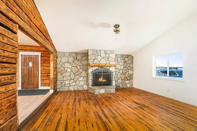 2001 Shilhon Rd, Duluth, MN 55804 - Photo 7