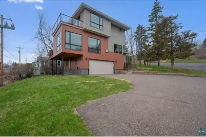 1001 W 6th St, Duluth, MN 55806 - Photo 1