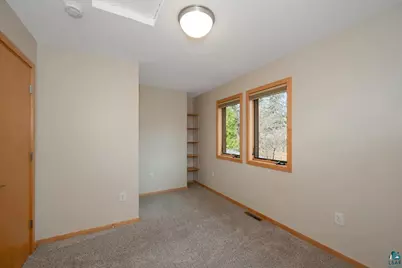1001 W 6th St, Duluth, MN 55806 - Photo 25