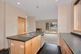 1001 W 6th St, Duluth, MN 55806 - Photo 15