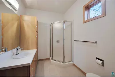 1001 W 6th St, Duluth, MN 55806 - Photo 7