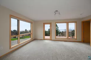 1001 W 6th St, Duluth, MN 55806 - Photo 23