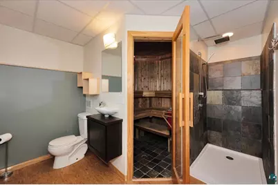 1001 W 6th St, Duluth, MN 55806 - Photo 5