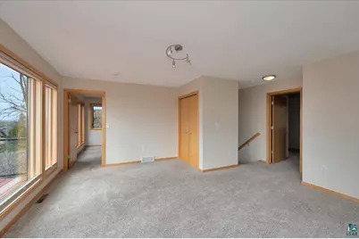 1001 W 6th St, Duluth, MN 55806 - Photo 23